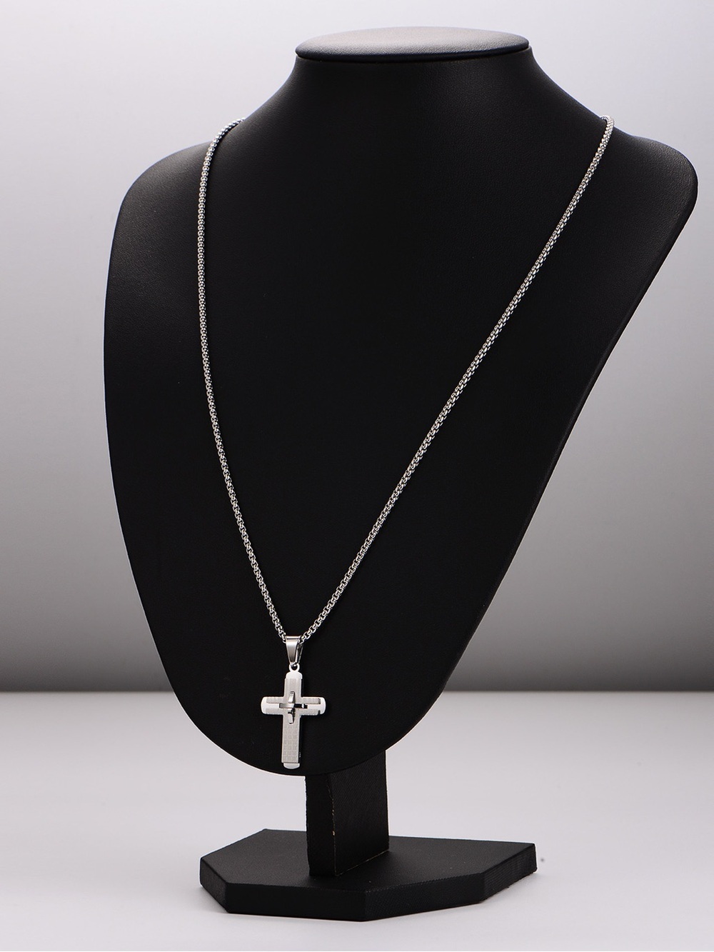 Silver Plated 3D Cross Pendant Necklace